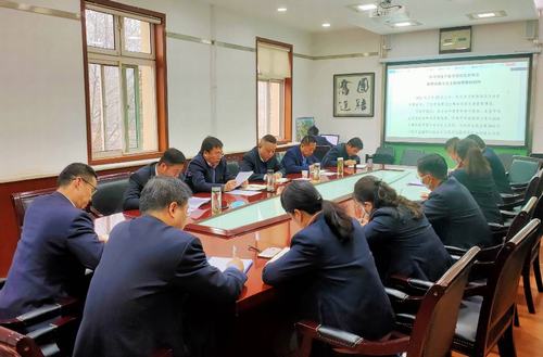 陜煤建設(shè)銅煤公司開(kāi)展黨史專題學(xué)習(xí)研討交流會(huì)