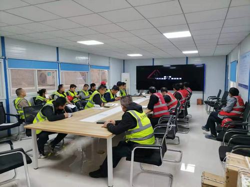 陜煤建設(shè)銅煤公司基層項目部加快搭建安全信息化數(shù)字平臺不斷提升安全管理能力