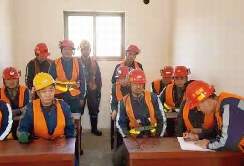 陜煤建設(shè)洗選煤運營公司第三項目部：奏鳴班前旋律 譜就安全序曲