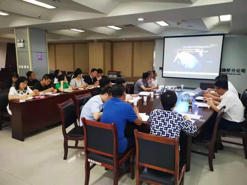 陜煤建設(shè)路橋分公司開展“安全生產(chǎn)月”系列活動