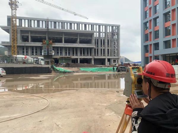 “國慶節(jié)”，他們在施工一線這樣過