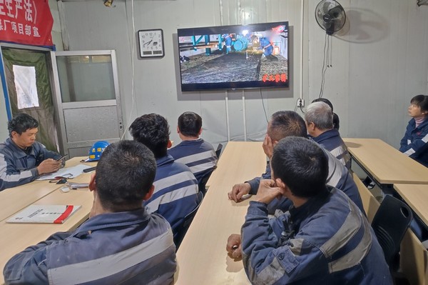 陜煤建設洗選煤運營公司紅柳林洗煤廠項目部：亮出“三違”劍，斬除隱患根