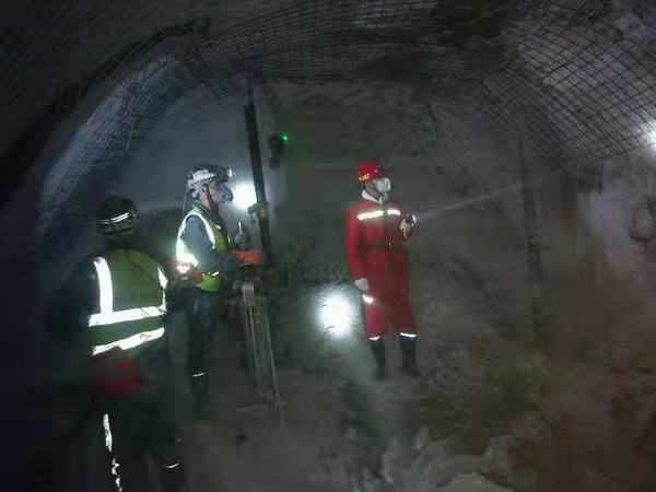 陜煤建設(shè)礦建二公司：“白＋黑”檢查全面鋪開讓安全隱患無(wú)所遁形