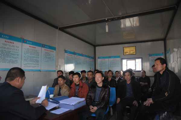 陜煤建設(shè)煤礦運(yùn)營(yíng)服務(wù)分公司:治理“三違”有良方