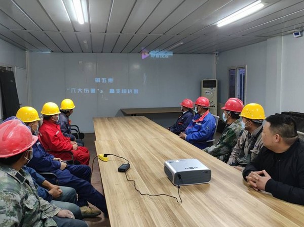 陜煤建設(shè)洗選煤運(yùn)營(yíng)公司第六項(xiàng)目部：推深走實(shí)，力?！鞍偃瞻踩?></div>
                                <div   id=