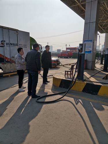 陜煤建設(shè)智慧泊車公司赴新能源電動(dòng)汽車充電站進(jìn)行調(diào)研