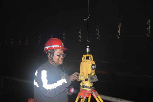 陜煤建設(shè)煤礦運(yùn)營(yíng)服務(wù)分公司：“搶抓機(jī)遇促生產(chǎn) 服務(wù)煤礦塑品牌”勞動(dòng)競(jìng)賽火熱開啟