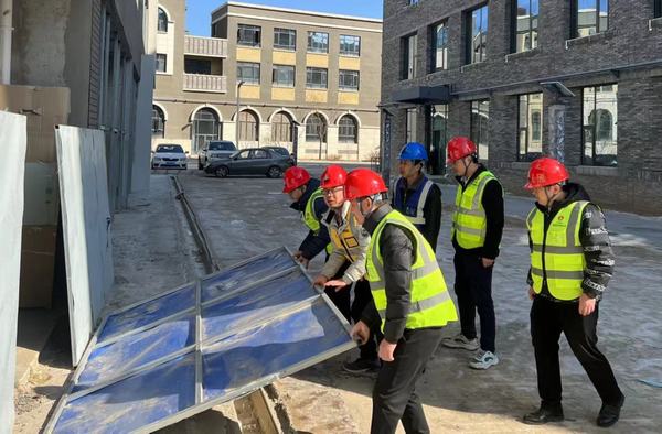 陜煤建設(shè)銅煤公司延安項(xiàng)目部緊繃“安全弦”，把好“安全關(guān)”