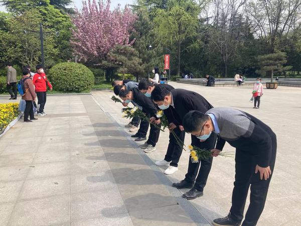 陜煤建設(shè)銅煤公司：緬懷英烈，清明節(jié)我們這樣過