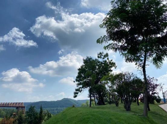 不負(fù)春光，美好自來