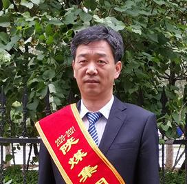 堅(jiān)守施工一線  矢志不渝追夢(mèng)