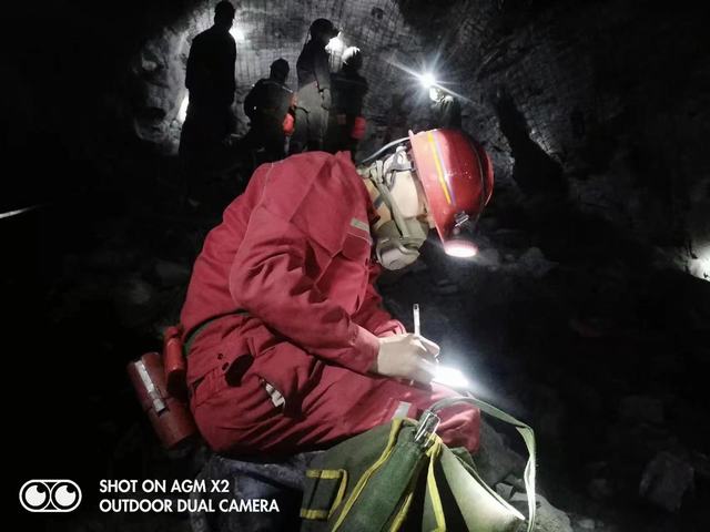 贊勞動美，致敬煤礦工作者