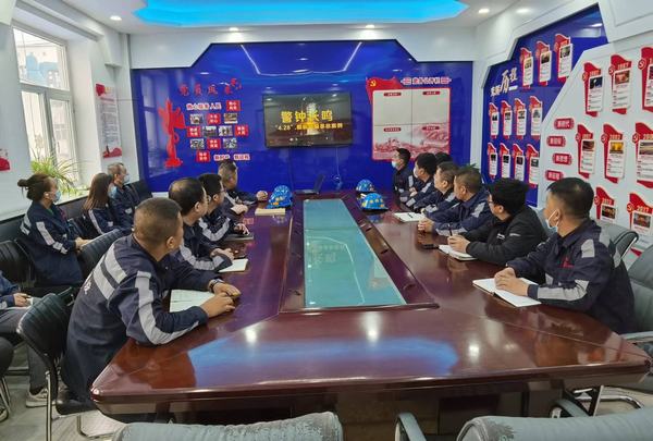 陜煤建設洗選煤運營公司為節(jié)日安全生產注入三顆“定心丸”