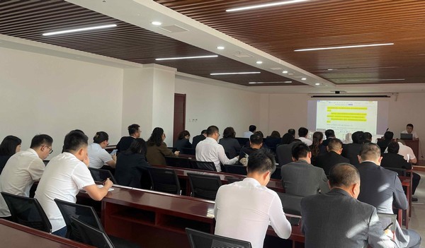 陜煤建設(shè)洗選煤運營公司積極開展《信訪條例》宣傳活動