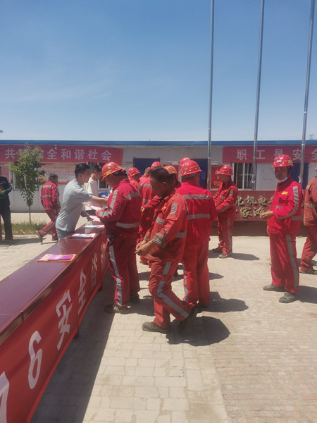 陜煤建設(shè)機(jī)電安裝公司曹家灘項目部多舉措烹制“營養(yǎng)餐”