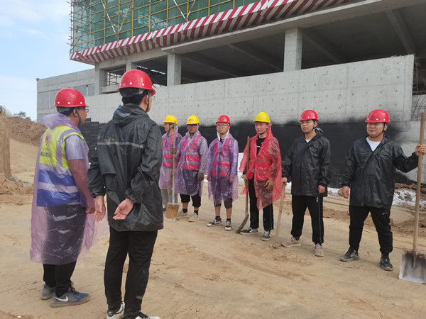 陜煤建設(shè)咸陽(yáng)公司第九項(xiàng)目部:開展防汛應(yīng)急演練，增強(qiáng)防汛防澇各環(huán)節(jié)銜接硬度