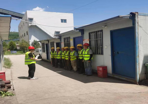 陜煤建設(shè)咸陽(yáng)分公司第六項(xiàng)目部筑牢夏季生產(chǎn)安全網(wǎng)