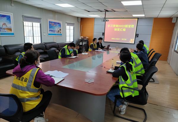 陜煤建設(shè)銅煤公司：一手強(qiáng)作風(fēng) 一手防風(fēng)險(xiǎn)擎畫穩(wěn)增長(zhǎng)“實(shí)踐圖”