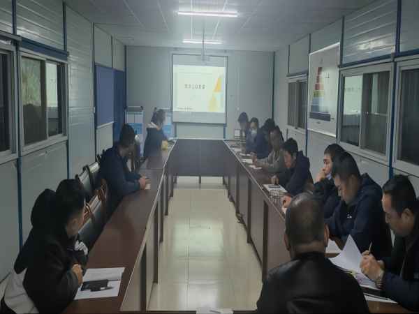 陜煤建設韓城分公司以最實“安全服務”、最暖“溫馨提醒” 密織安全風險防范網