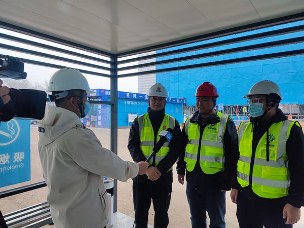 鄂爾多斯市電視臺蒞臨陜煤建設(shè)銅煤公司第五項目部拍攝宣傳片