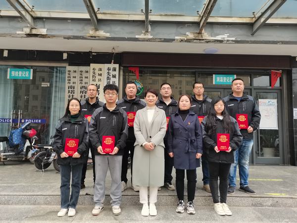 陜煤建設(shè)韓城分公司志愿者服務(wù)隊(duì)獲評(píng)疫情防控“優(yōu)秀志愿者”稱(chēng)號(hào)