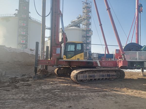 陜煤建設(shè)銅煤公司基層項(xiàng)目部寒冬不打烊，施工建設(shè)大干正酣