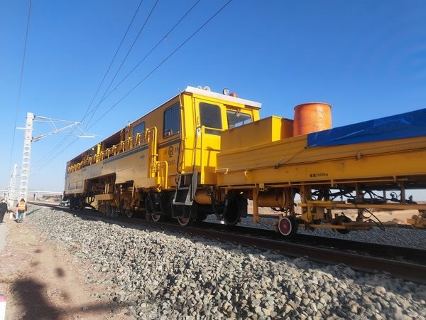 奮戰(zhàn)不停歇，陜煤建設(shè)路橋分公司靖神鐵路項(xiàng)目部完成多個(gè)節(jié)點(diǎn)目標(biāo)任務(wù)