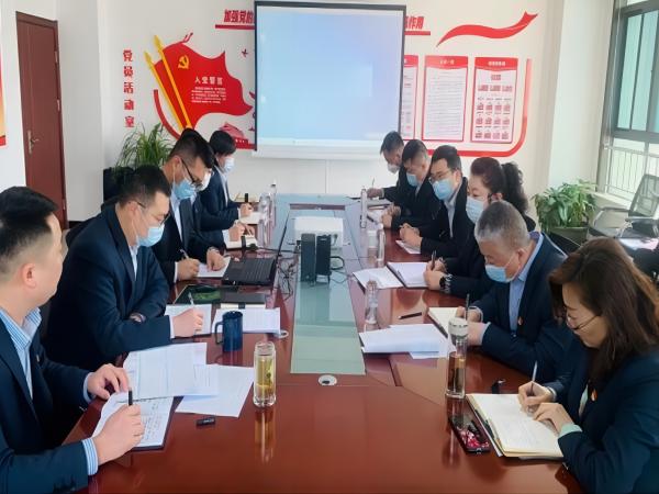 陜煤建設(shè)綠宇公司：三強化讓農(nóng)民工告別：憂“酬”煩“薪”