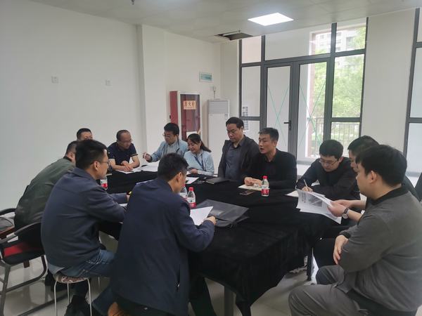 陜煤建設(shè)承建的藍山水岸項目順利通過竣工驗收