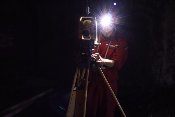 陜煤建設(shè)礦建二公司：帶你看那幽暗中的一束光（組圖）