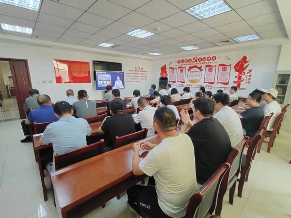 陜煤建設(shè)煤礦運(yùn)營服務(wù)分公司：挺紀(jì)在前促進(jìn)企業(yè)健康發(fā)展