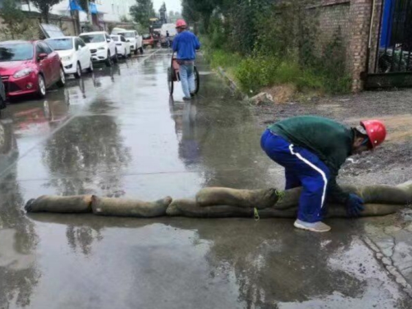 陜煤建設(shè)機電安裝公司以“迅”應汛 筑牢堤壩