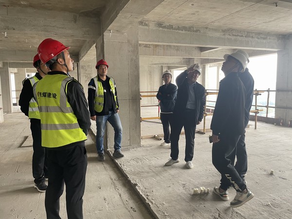 陜煤建設(shè)銅煤公司第二項(xiàng)目部與陜煤建設(shè)西北分公司加強(qiáng)精細(xì)化對(duì)標(biāo)，共同提升項(xiàng)目管理水平