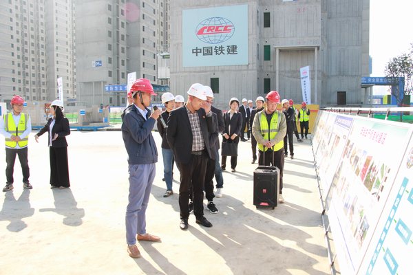 陜煤建設(shè)路橋分公司：對(duì)標(biāo)學(xué)習(xí)找差距，觀摩交流促提升