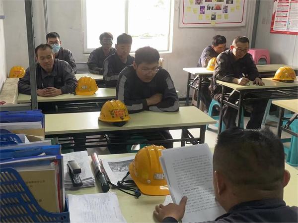 陜煤建設(shè)洗選煤運(yùn)營公司神渭首端運(yùn)營項(xiàng)目部：三個(gè)“常態(tài)化” 筑牢安全生產(chǎn)保衛(wèi)墻