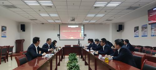 陜煤建設西北分公司開展“憶經(jīng)典 頌黨恩”主題黨日活動