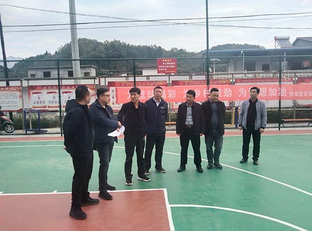 侯本英到定點幫扶漢陰縣漢陽鎮(zhèn)天池村調(diào)研鄉(xiāng)村振興工作