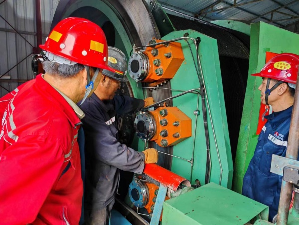 陜煤建設(shè)礦建三公司：提升管理效能，打造提升運輸“安全線”