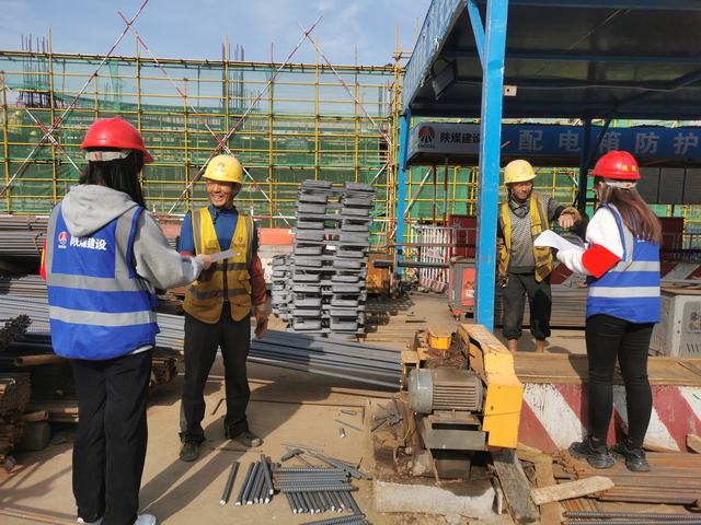 陜煤建設(shè)韓城分公司土建十一項(xiàng)目部:女工協(xié)管齊發(fā)力 筑牢安全“半邊天”