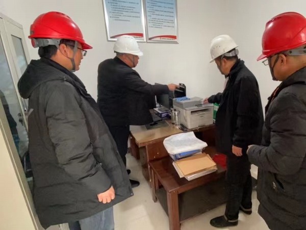 陜煤建設(shè)銅煤公司“三個強(qiáng)化”全面筑牢冬季消防安全“防火墻”