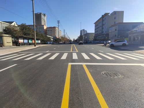 陜煤建設(shè)承建的上郡北路順利通車！