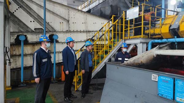 陜煤建設(shè)洗選煤運(yùn)營(yíng)公司:打贏攻堅(jiān)戰(zhàn)，跑出“加速度”，決戰(zhàn)決勝年度目標(biāo)