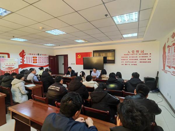 陜煤建設(shè)煤礦運(yùn)營服務(wù)分公司：第一時間召開專題 會議傳達(dá)學(xué)習(xí)陜煤集團(tuán) 陜煤建設(shè)兩級會議精神