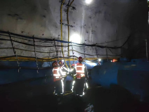 陜煤建設(shè)機(jī)電安裝公司神府項(xiàng)目部：過年不停歇，打響2024年工程“開門紅”