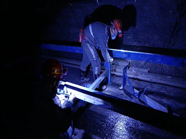 陜煤建設(shè)機(jī)安裝公司涌鑫項(xiàng)目部：春節(jié)不停工，全力以赴搶工期