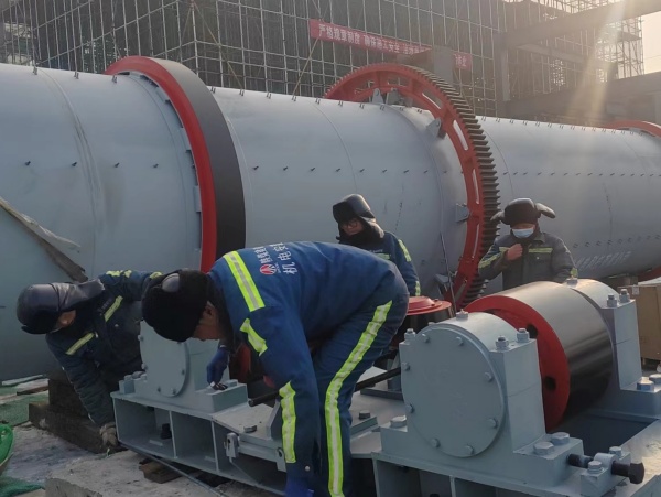 陜煤建設(shè)機電安裝公司涼水井項目部多措并舉穩(wěn)生產(chǎn)、抓安全、促發(fā)展