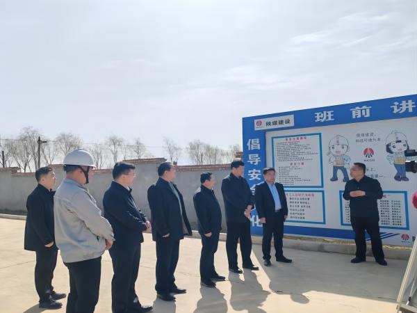 咸陽市委常委、副市長羅軍一行蒞臨淳化縣服務設施建設項目進行視察