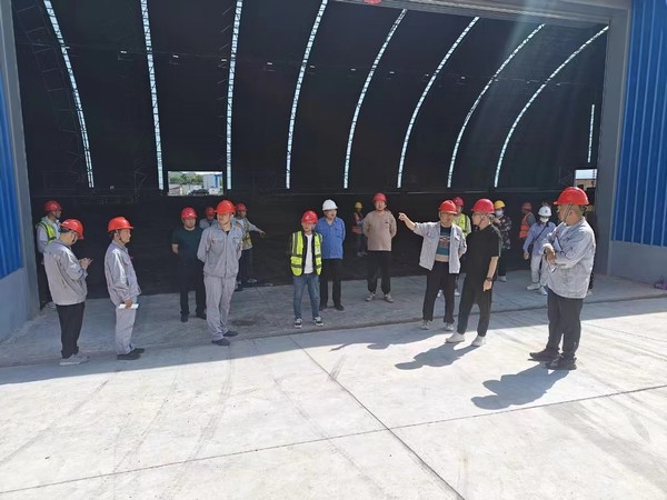 陜煤建設(shè)銅煤公司第六項(xiàng)目部承建的干煤棚擴(kuò)建EPC總承包項(xiàng)目順利通過(guò)竣工驗(yàn)收