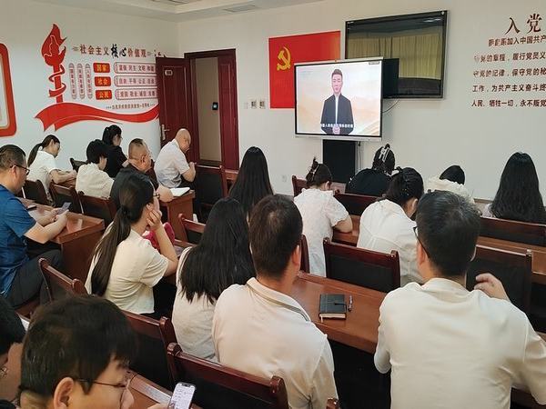 陜煤建設(shè)煤礦運(yùn)營(yíng)服務(wù)分公司：積極開(kāi)展《信訪(fǎng)工作條例》實(shí)施兩周年學(xué)習(xí)宣傳活動(dòng)