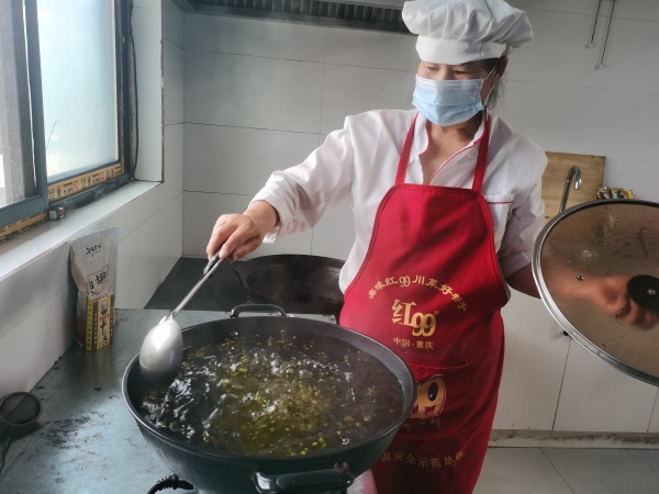 陜煤建設(shè)機(jī)電安裝公司：戰(zhàn)高溫，不服“暑”